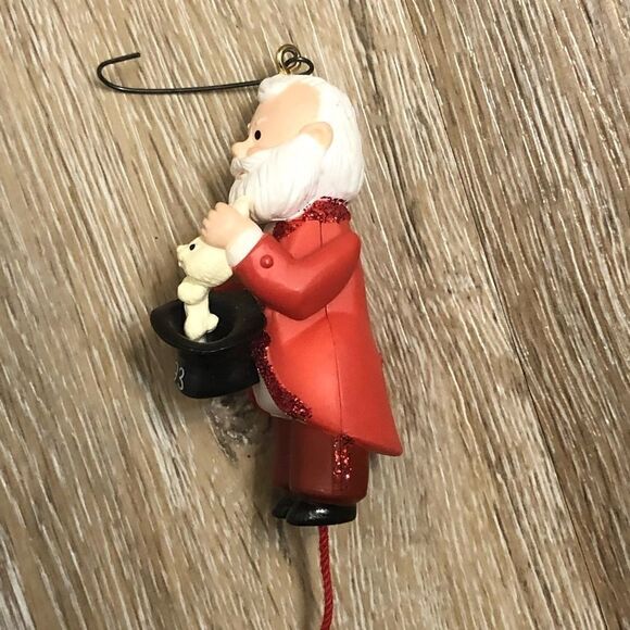 Vintage 93 Hallmark Keepsake Christmas Ornament Thats Entertainment Santa - Picture 3 of 8